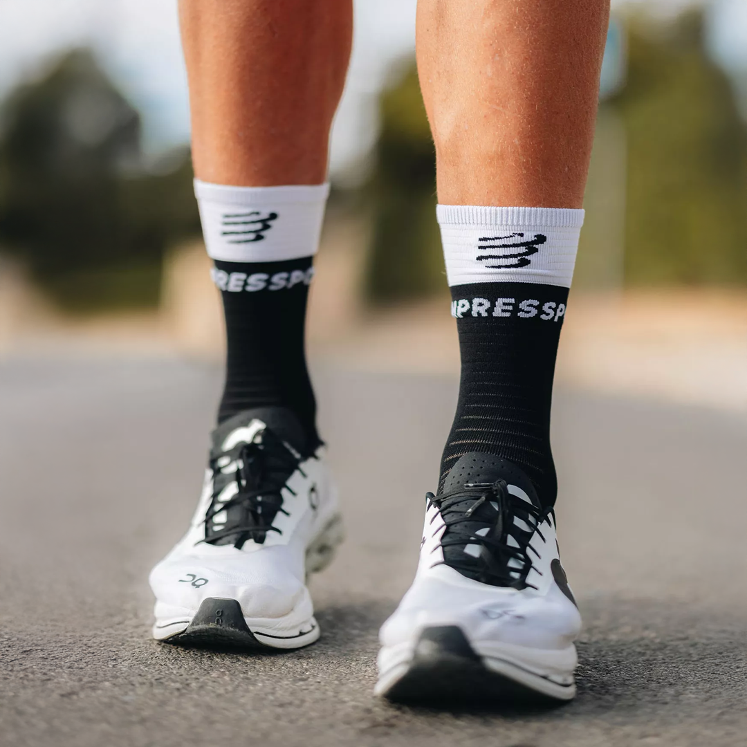 Mid Compression Socks V2.0 - BLACK/WHITE