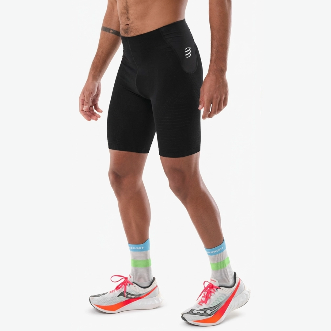 Run Under Control Short M - Black
